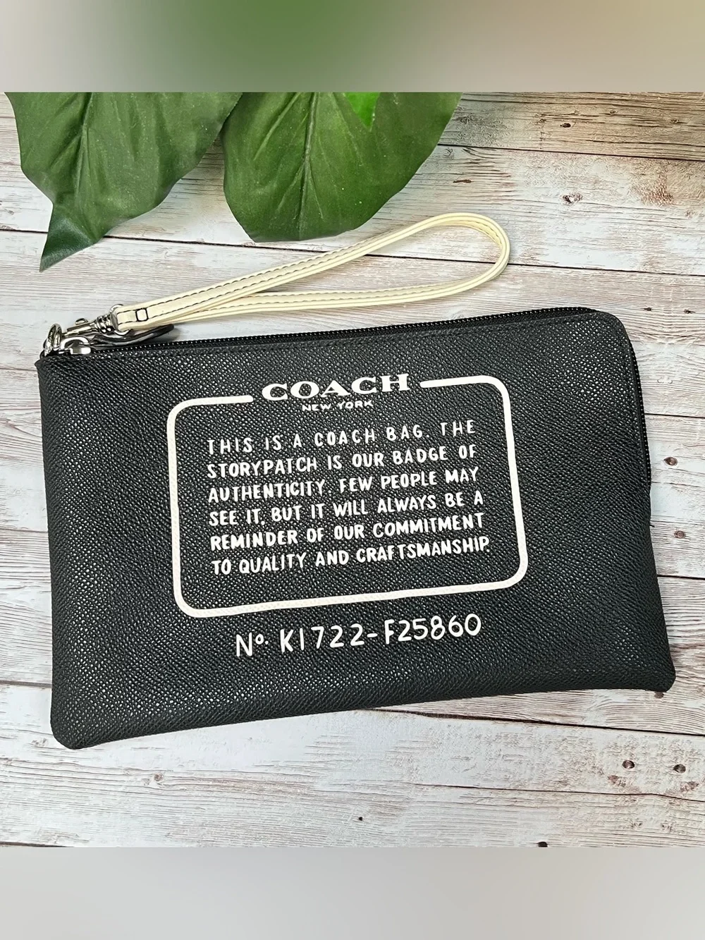 Coach Storypatch Black Crossgrain Leather Zip Wristlet/Pouch